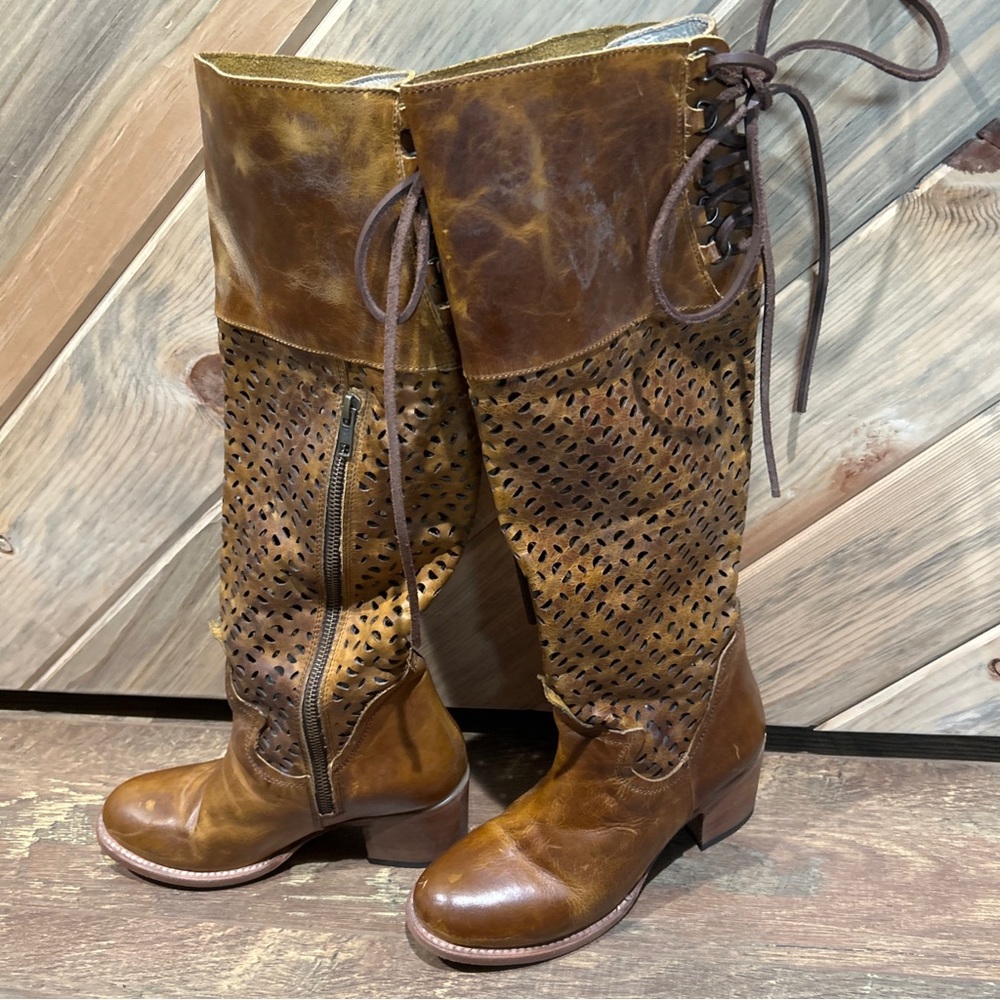 EUC FREEBIRD CREEK COGNAC LATTICEWORK CORSET LACED ZIPPER KNEE HIGH BOOTS - 7 - Picture 2 of 12